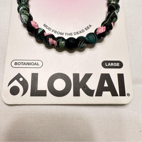 Botanical Lokai Bracelet - Picture 3 of 6